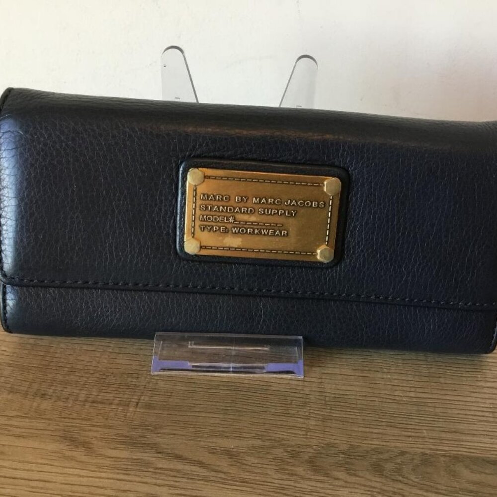 Vintage Marc by Marc Jacobs Black Leather Long Flat Wallet with Gold Plaque